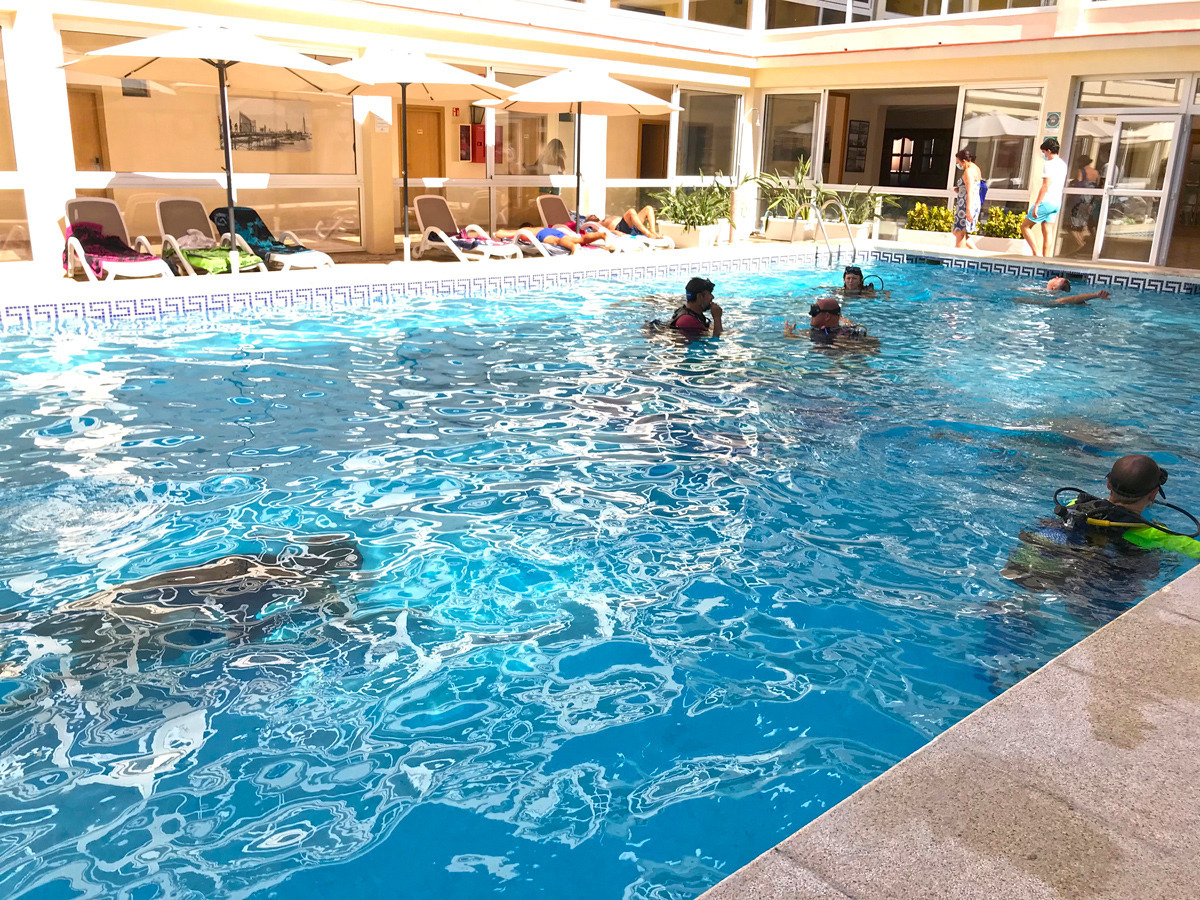 La piscina de un hotel de Castelln.