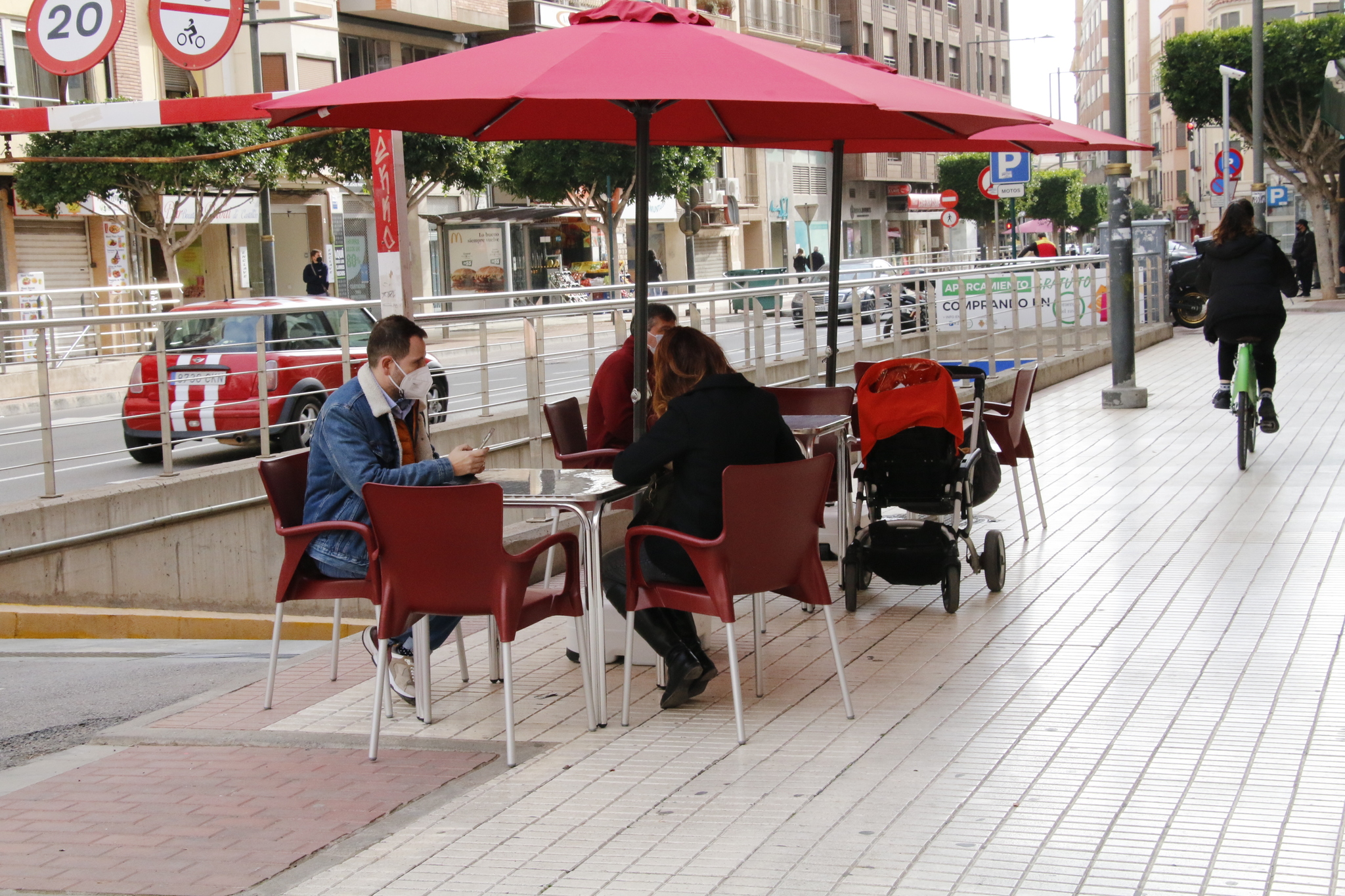 Bares, cafeteras y restaurantes pudieron abrir sus terrazas a partir del 1 de marzo.