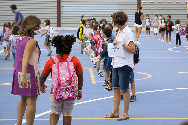 Escolares en un colegio de Castellón.