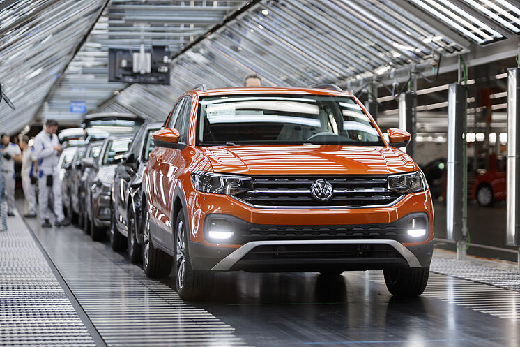 Linea de montaje de Volkswagen Navarra donde se fabrican los VW Polo y T-Cross.