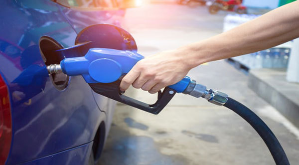 Blue Gasoline, la gasolina que emite un 20% menos de CO2