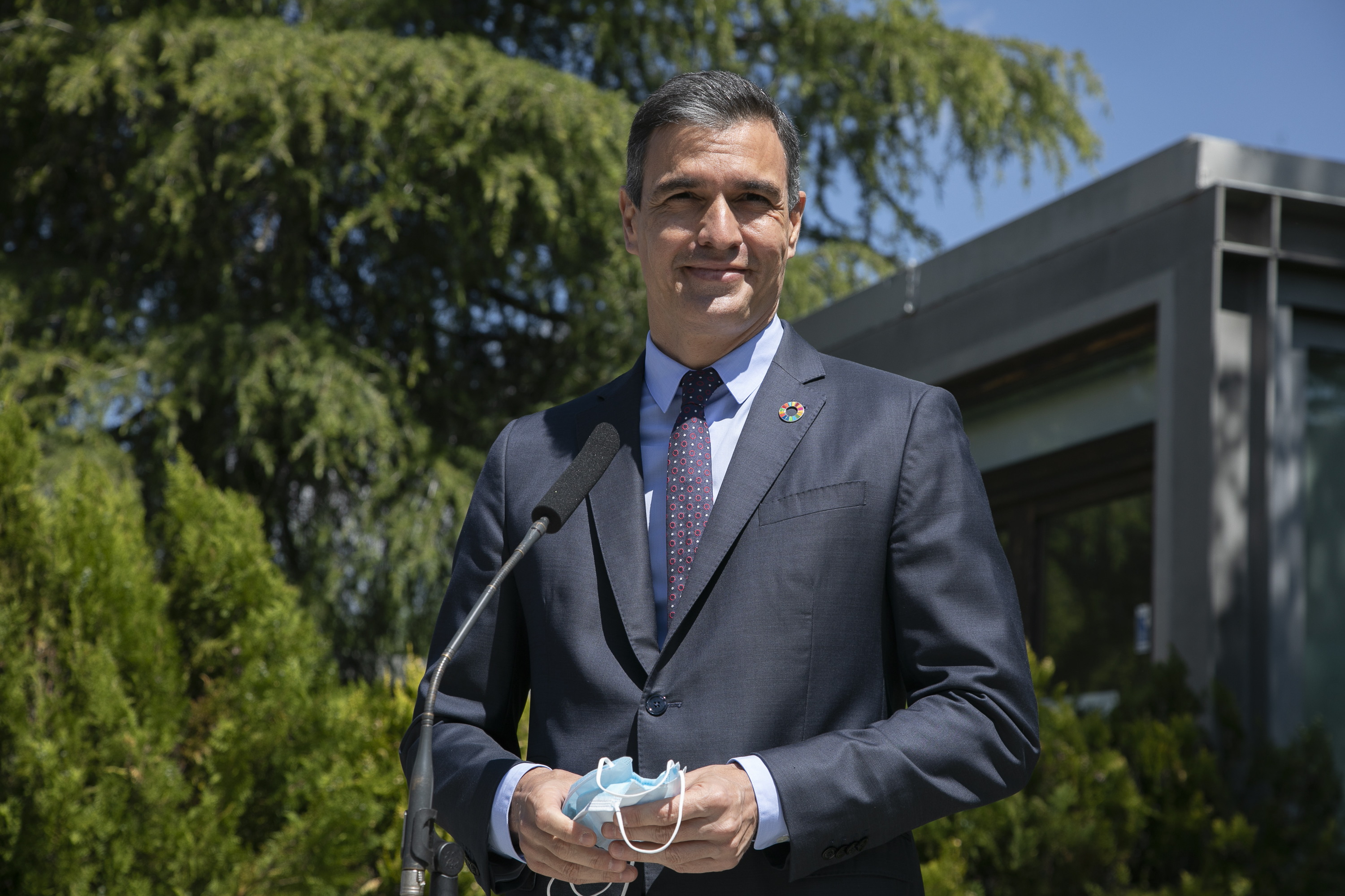 El presidente del Gobierno, Pedro Snchez, durante la pasada jornada electoral del martes en Madrid.