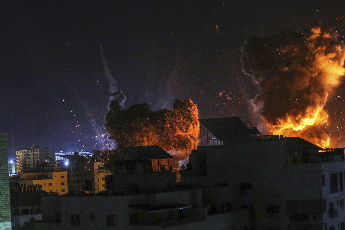 Edificios de Gaza atacados por aviones israeles.