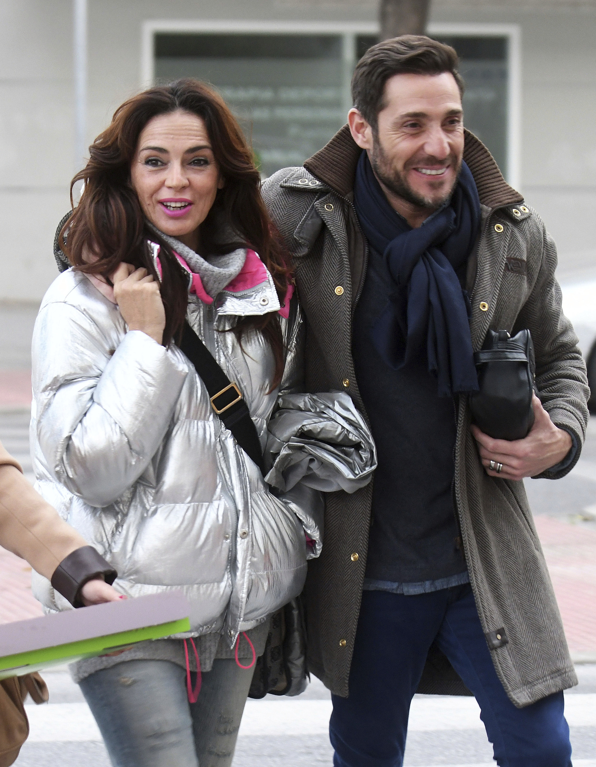 Olga Moreno y Antonio David paseando juntos por en Málaga en 2019.