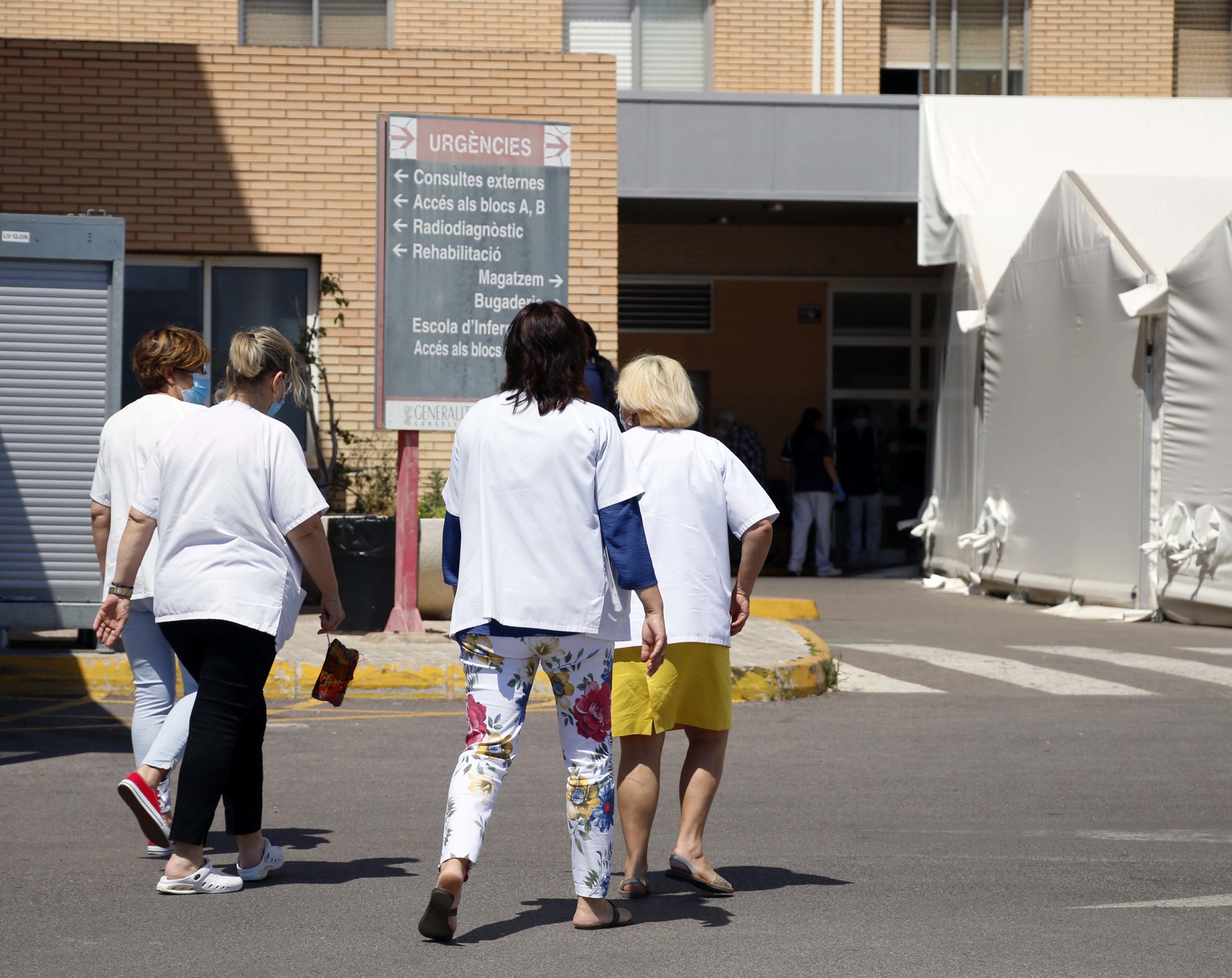 Sanitarios en el Hospital General de Castelln.