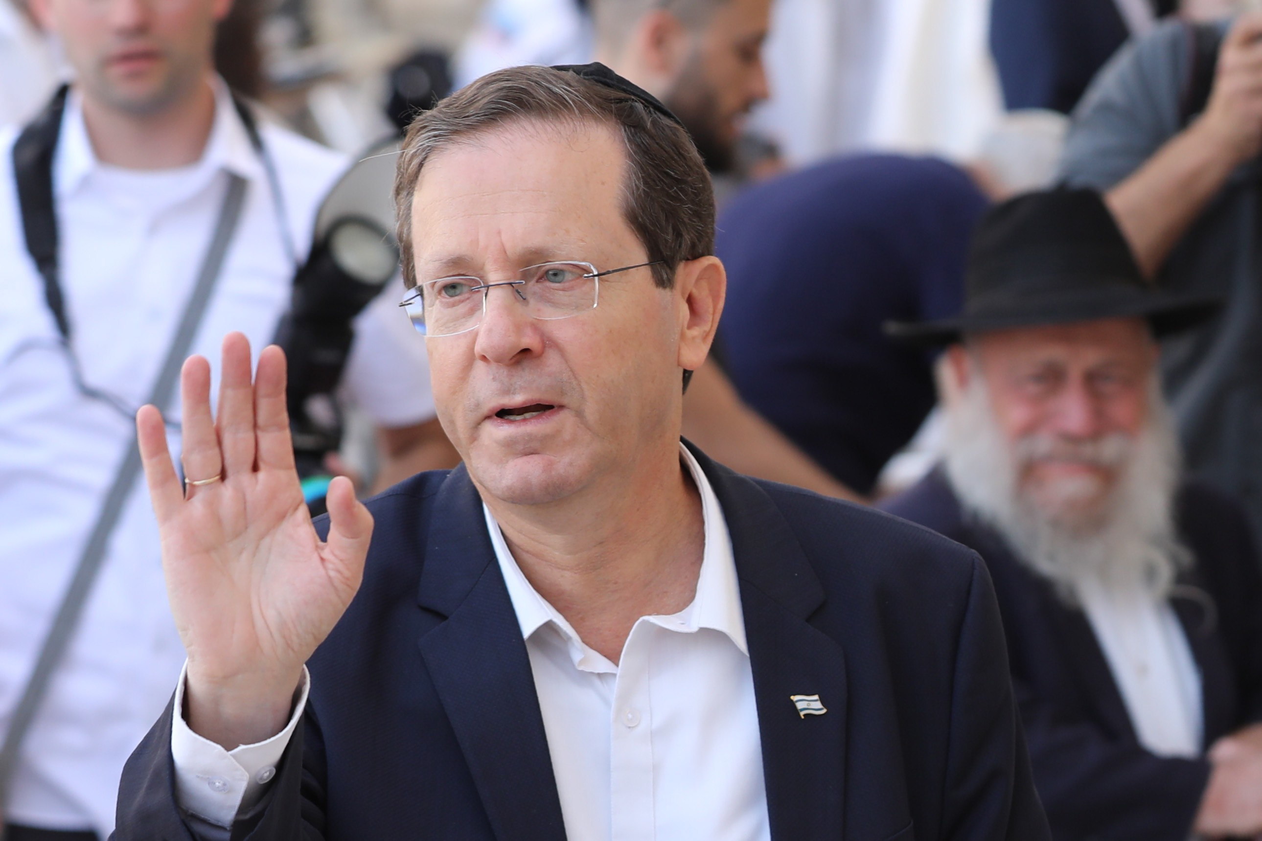 Isaac Herzog visita el Muro de las Lamentaciones en Jerusalén, ayer.