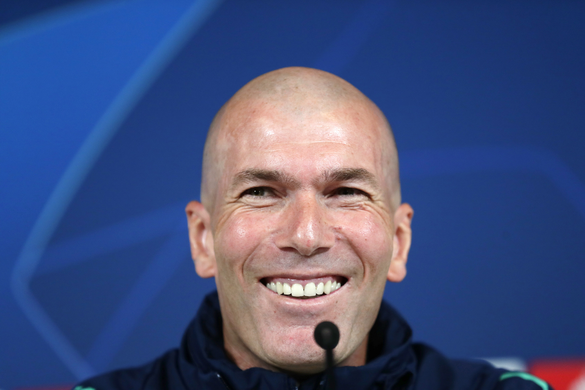 Zindine Zidane en una conferencia de prensa.