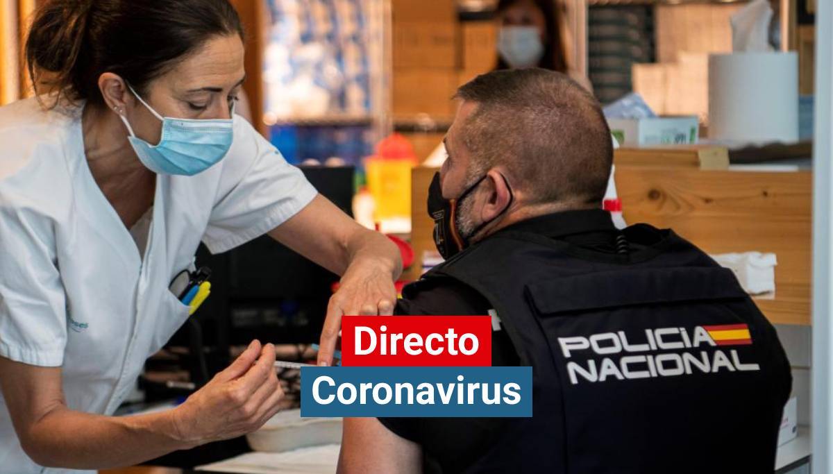 Vacunación contra el coronavirus de trabajadores esenciales en Palma