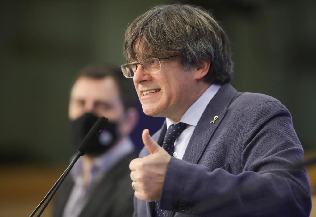 Puigdemont and B