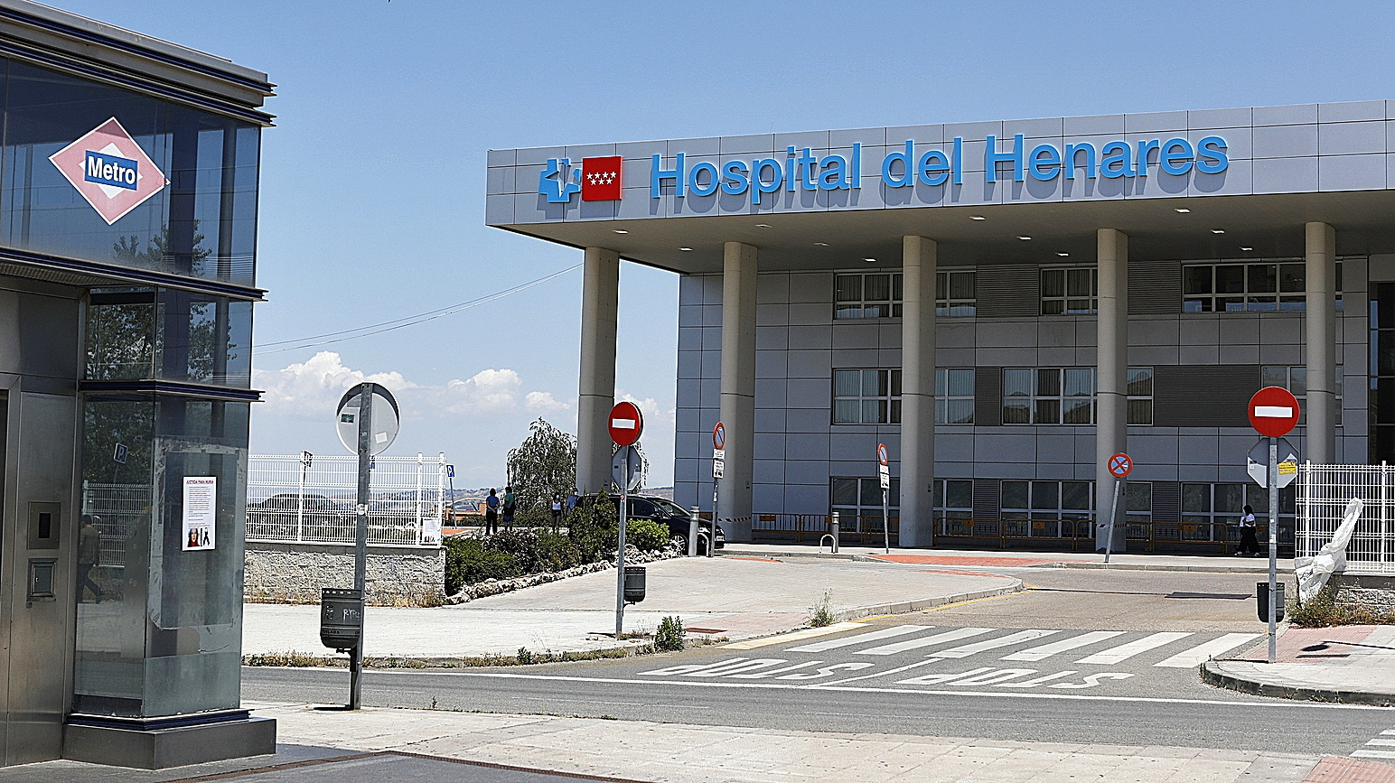 Fachada del Hospital pblico del Henares en Coslada.