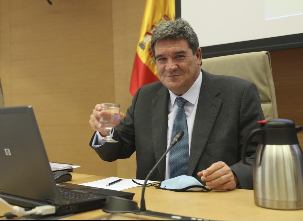 El ministro de Inclusin, Seguridad Social y Migraciones Jos Luis Escriv