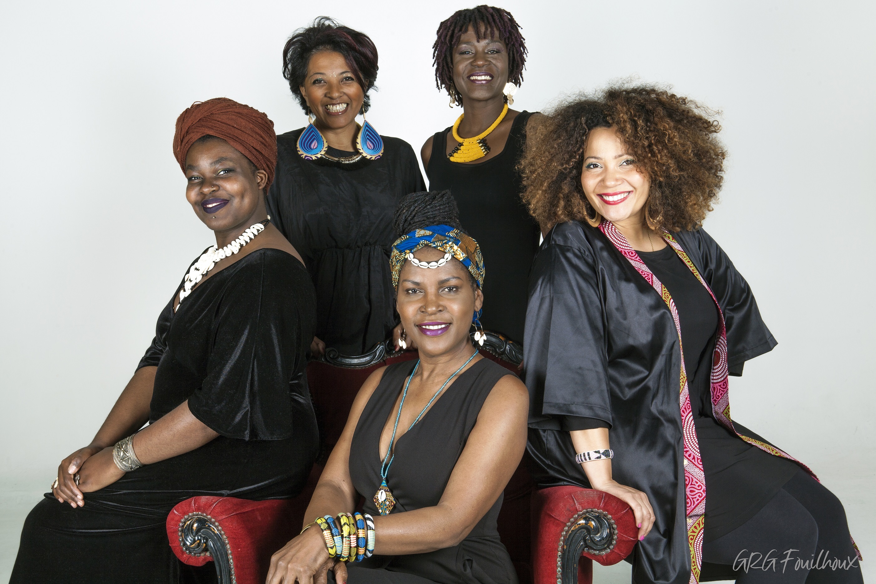 El quinteto de cantantes femenino Black Pearls of Gospel.