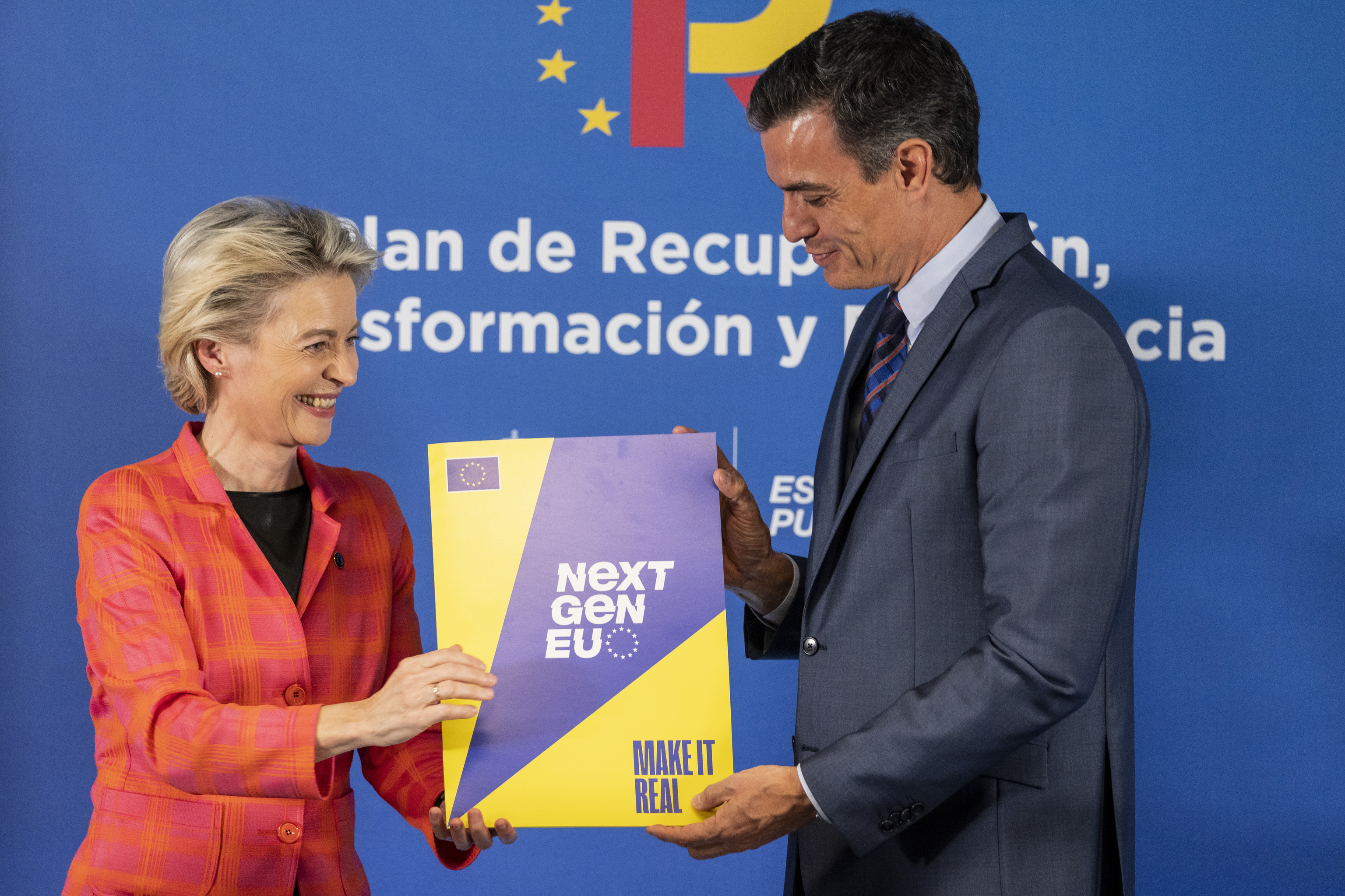 La presidenta de la CE, Ursula von der Leyen, y el presidente del Gobierno espaol, Pedro Snchez.