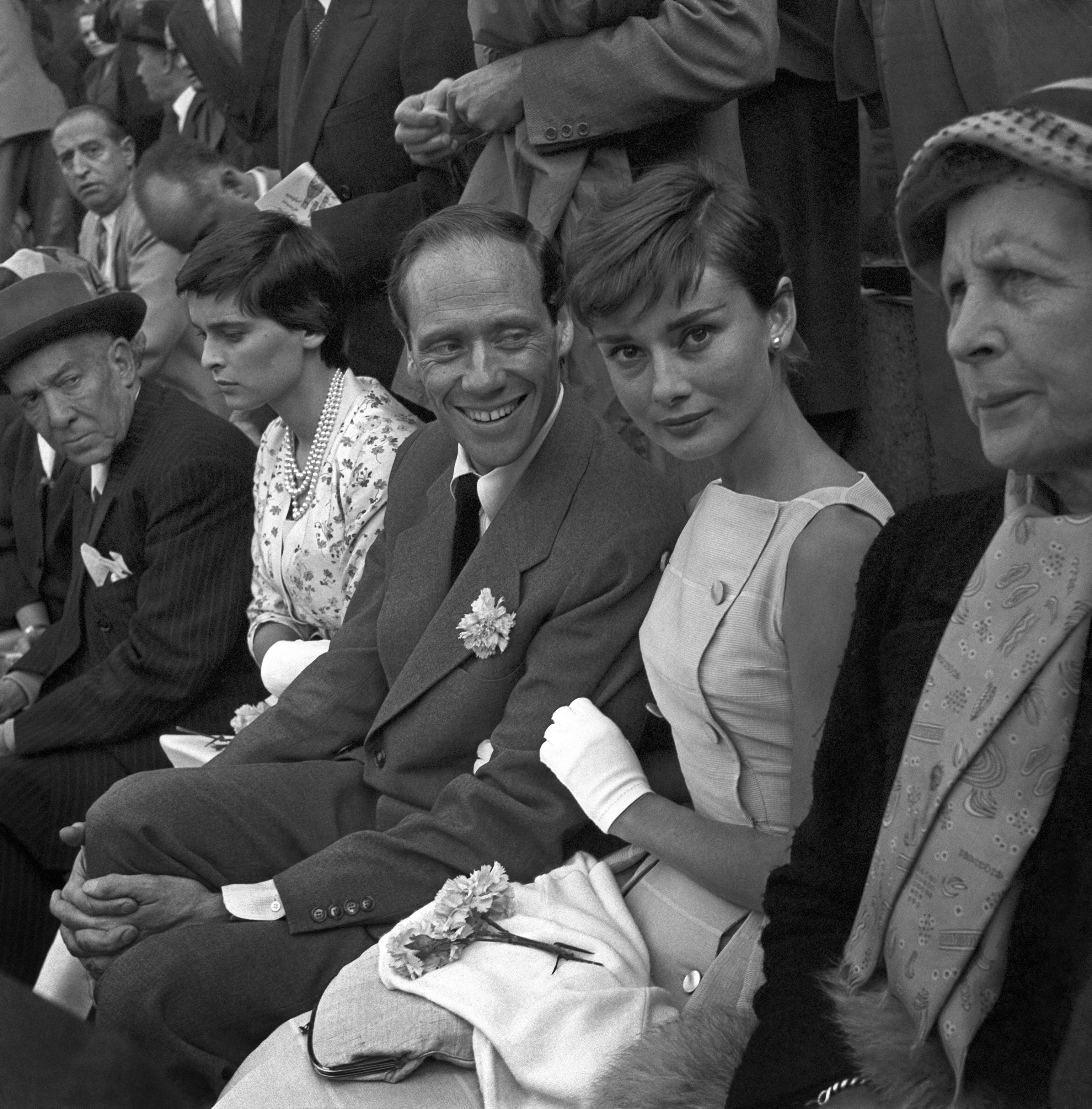 Luca Bos, Mel Ferrer y Audrey Hepburn, en Las Ventas en los aos 50.