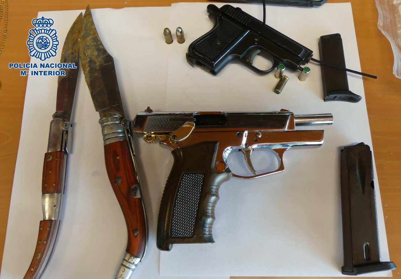 Armas incautadas a los tres detenidos