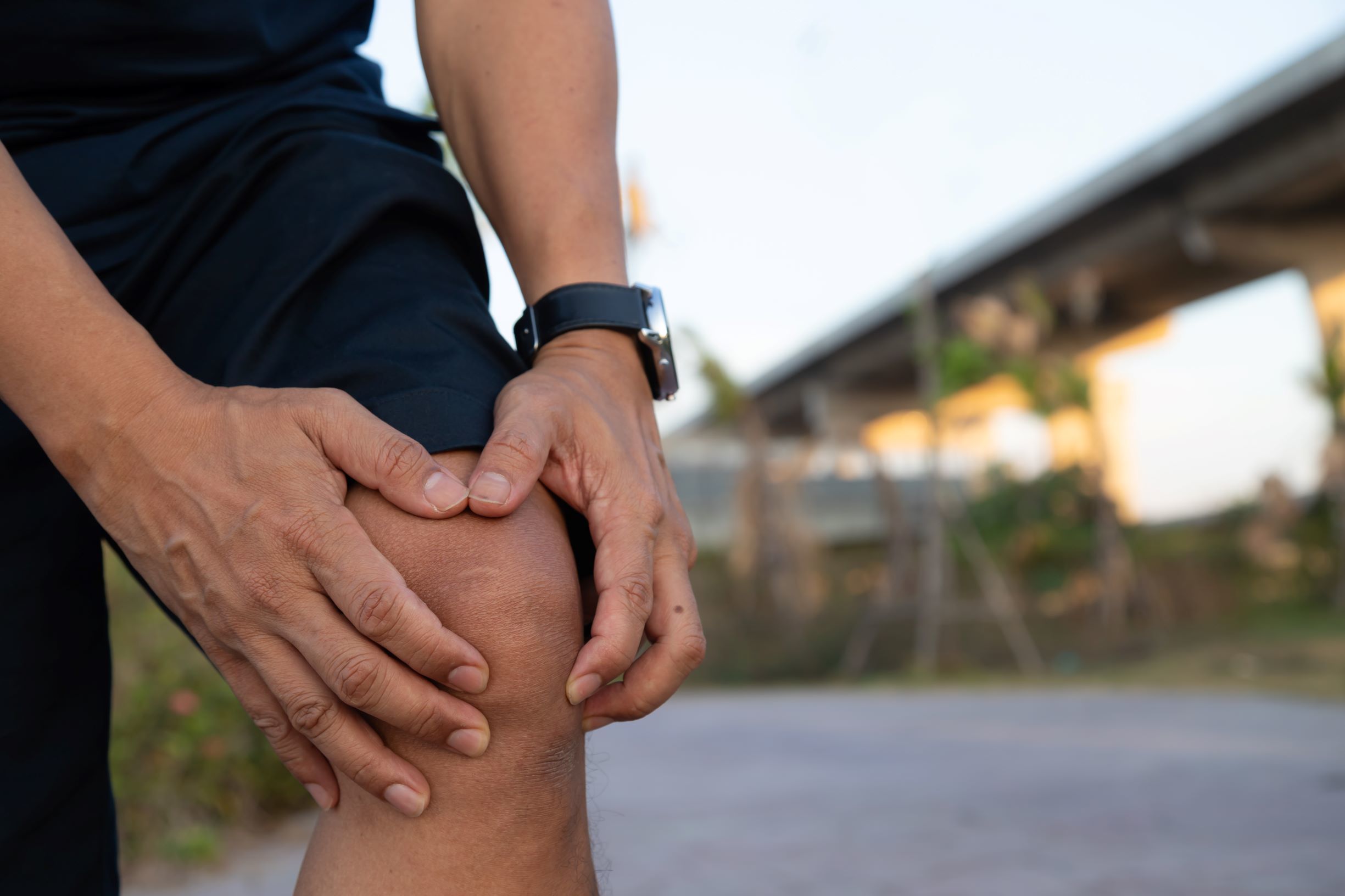 Por qué duelen las rodillas: tipos de dolores y cómo mitigarlos