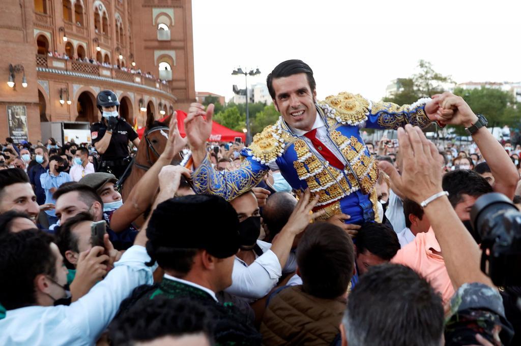 Emilio de Justo, a hombros el pasado domingo en Madrid