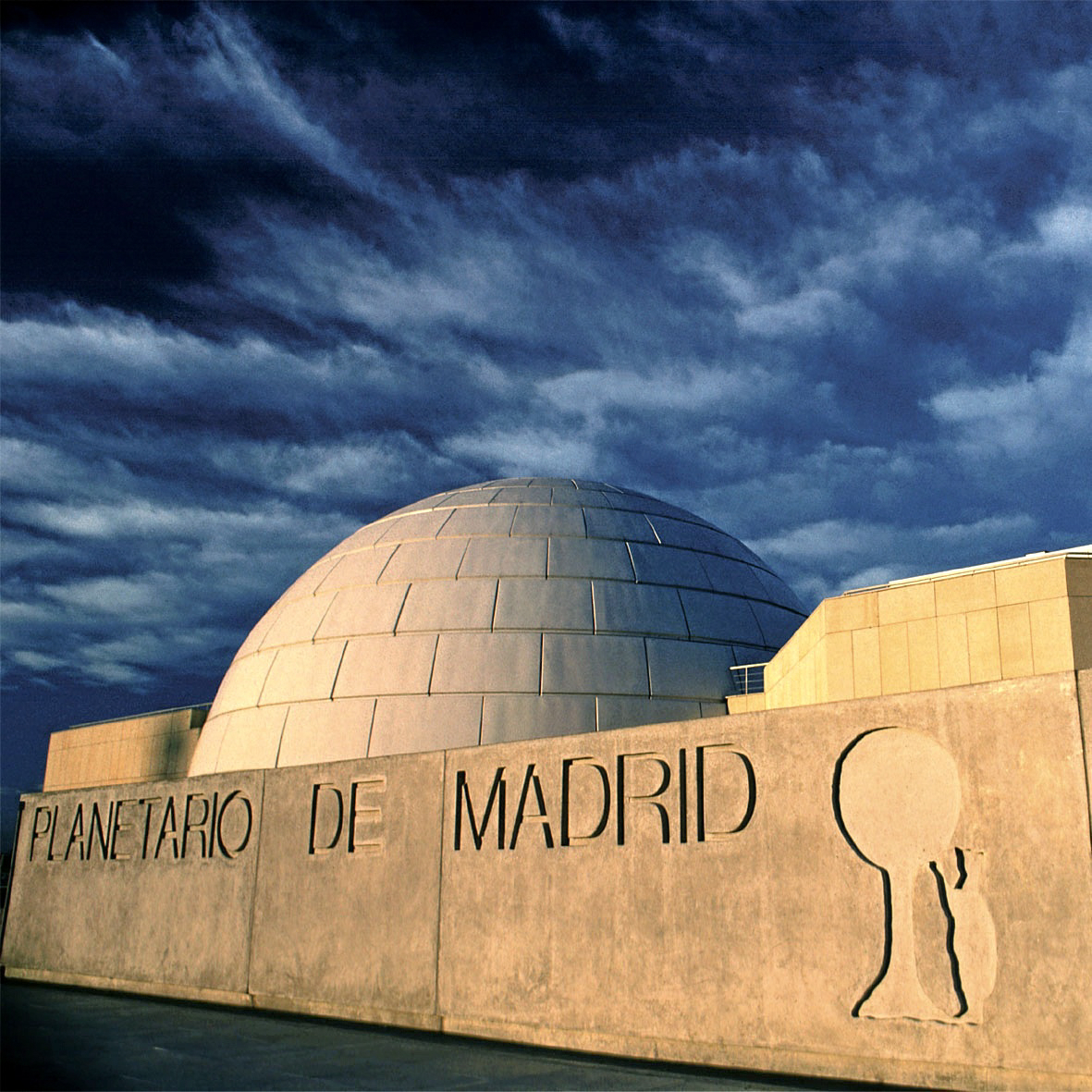 Una nueva cara para el Planetario | Madrid