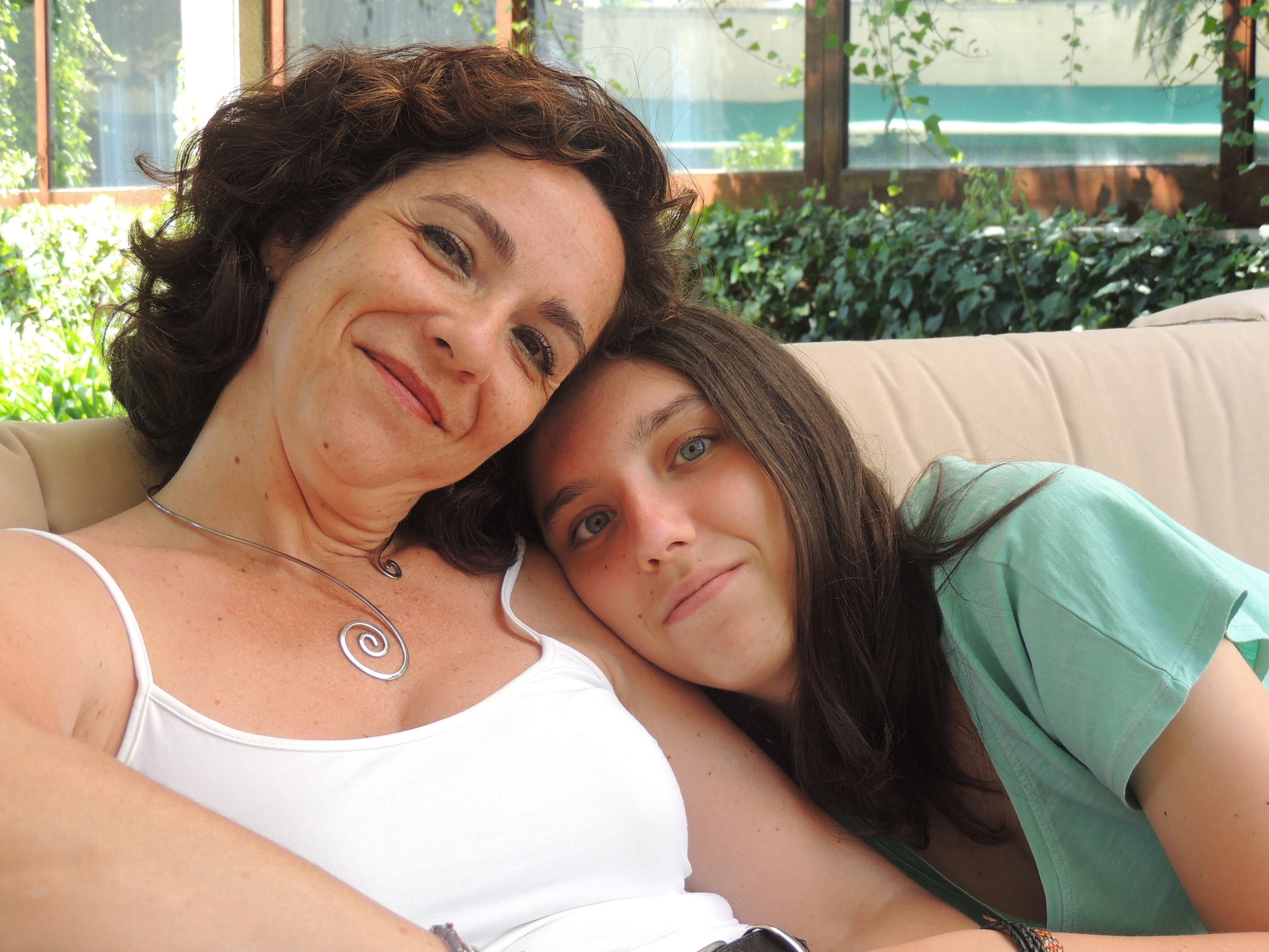 Olga sonríe junto a su hija. Ariadna tenía una generosidad y unos valores excepcionales. Una depresión hizo que se quitara la vida con 18 años.
