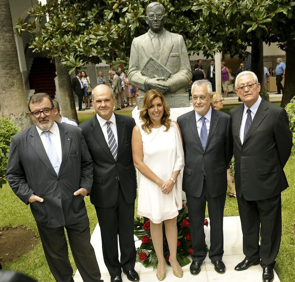 Susana Daz, junto a los otros ex presidentes:Jos Rodrguez de la Borbolla, Manuel Chaves, Jos Antonio Grin y Rafael Escuredo.