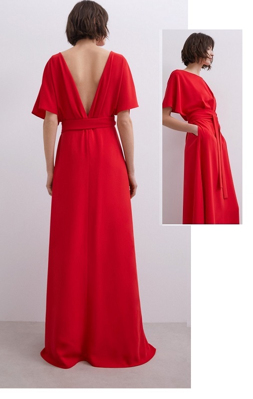 Vestido rojo de Adolfo Dominguez por 99 euros. Lo tienes que pedir en la web.