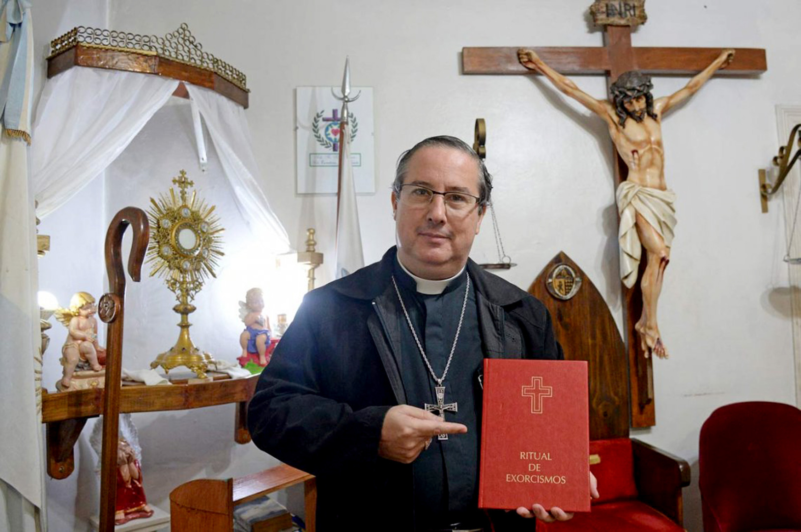 El padre obispo Manuel Adolfo Acuña