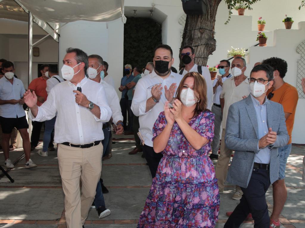 El lder del PSOE andaluz y alcalde de Sevilla, Juan Espadas, Adriana Lastra y el ministro Flix Bolaos, en Granada, durante un homenaje a Garca Lorca.
