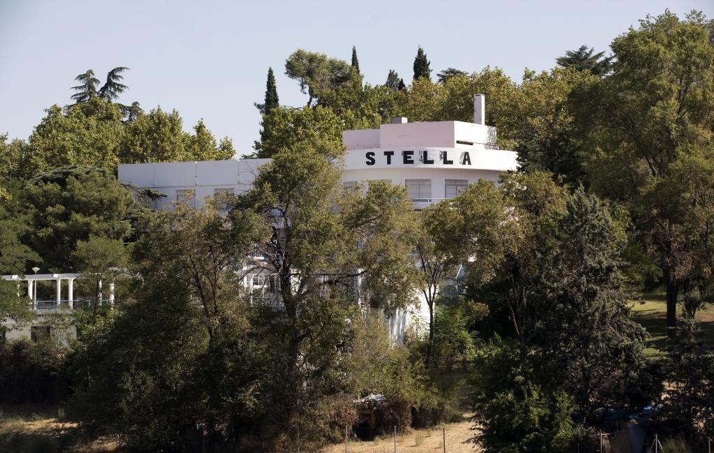 La piscina Stella se encuentra en Arturo Soria.