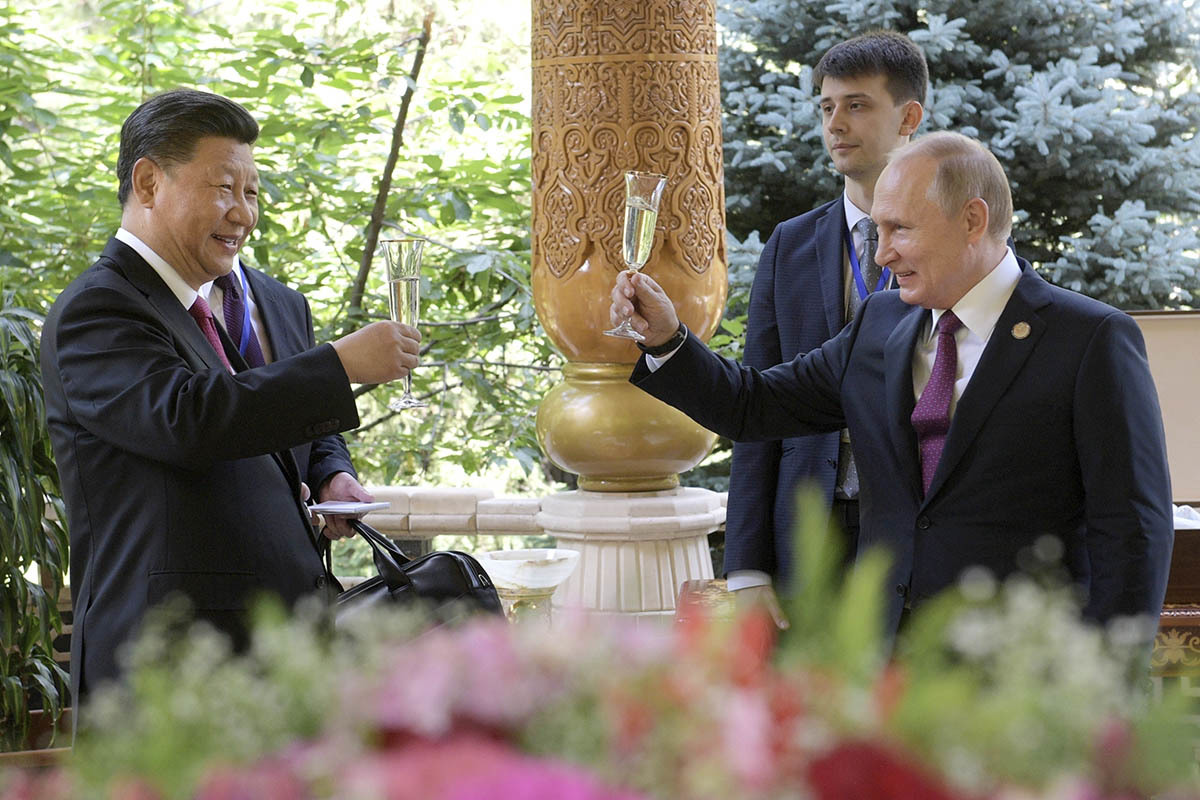 Xi y Putin, en un encuentro en Tayikistán.