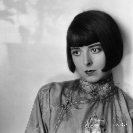 La actriz Colleen Moore en 1929: junto a Louise Brooks, fue una de las...