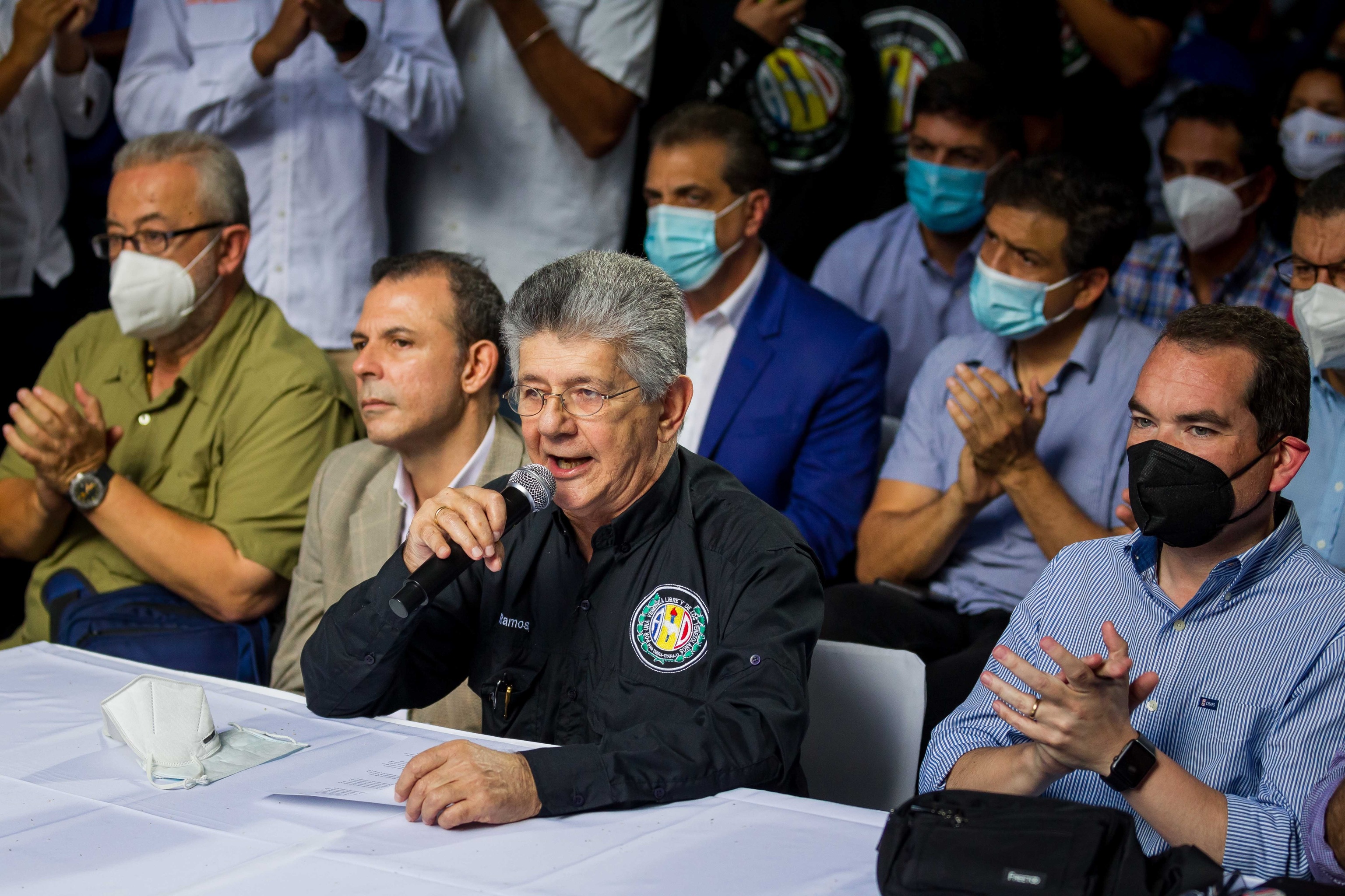 Henry Ramos Allup, lder de Accin Democrtica (AD), habla durante una rueda de prensa, el martes en Caracas.