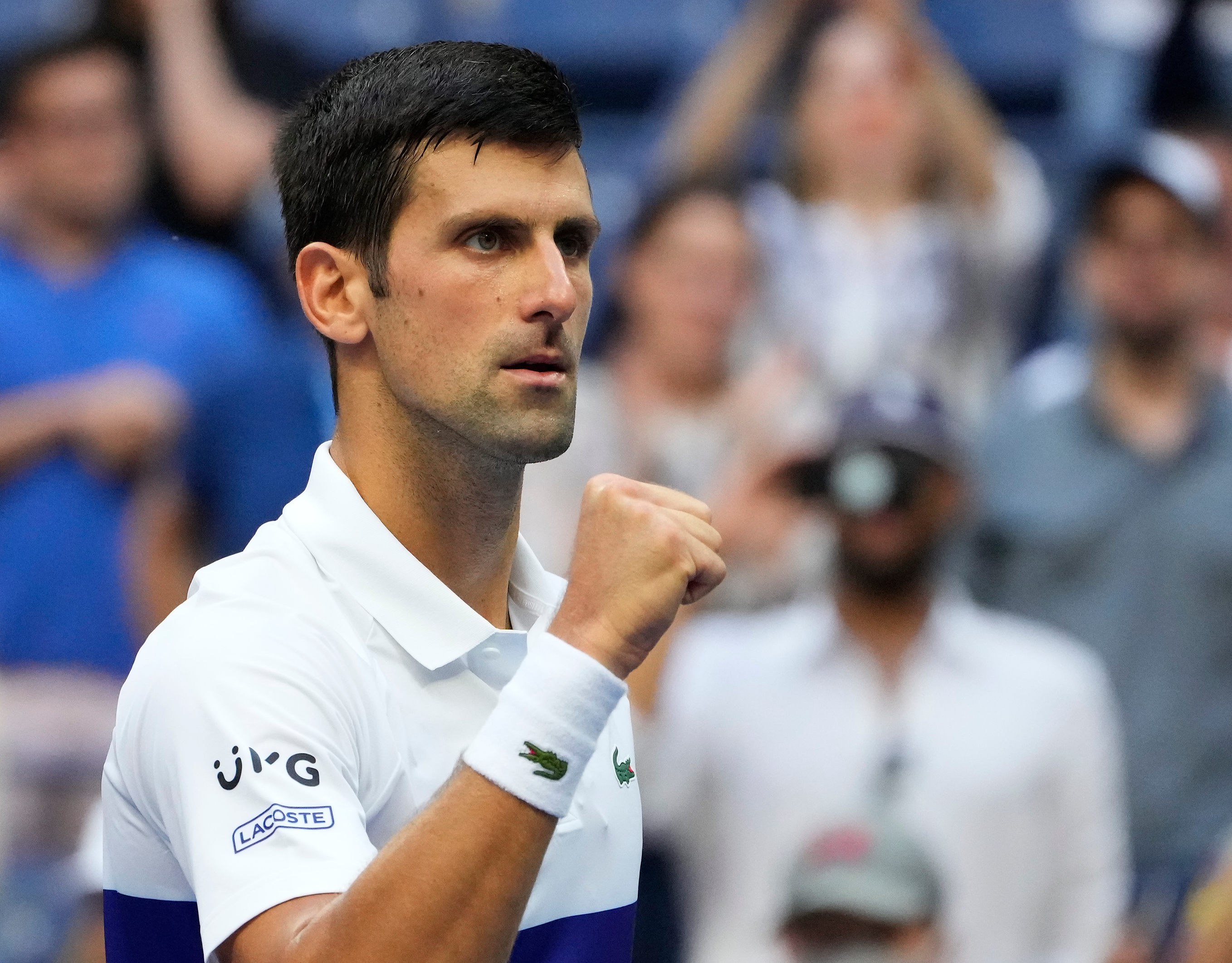 Djokovic supera el desafío de Nishikori y alcanza octavos
