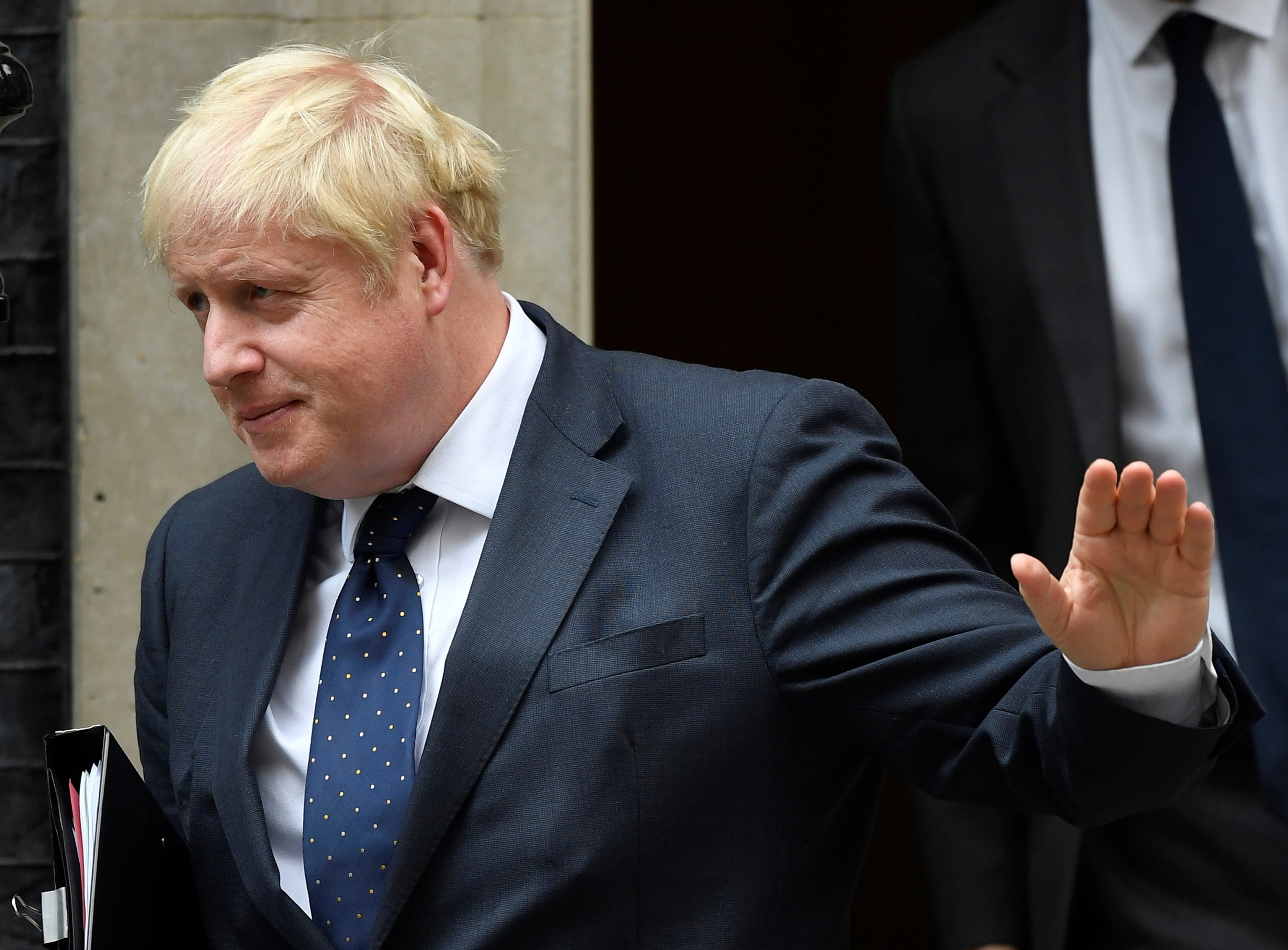 Boris Johnson en Downing Street, este lunes.