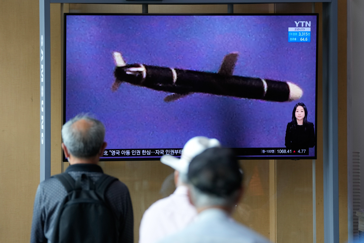 La televisin surcoreana muestra un misil norcoreano de largo alcance.