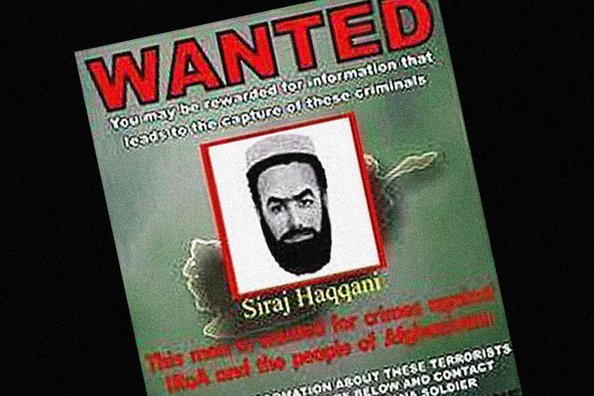 Cartel de 'se busca' de Sirajuddin (o Siraj) Haqqani.