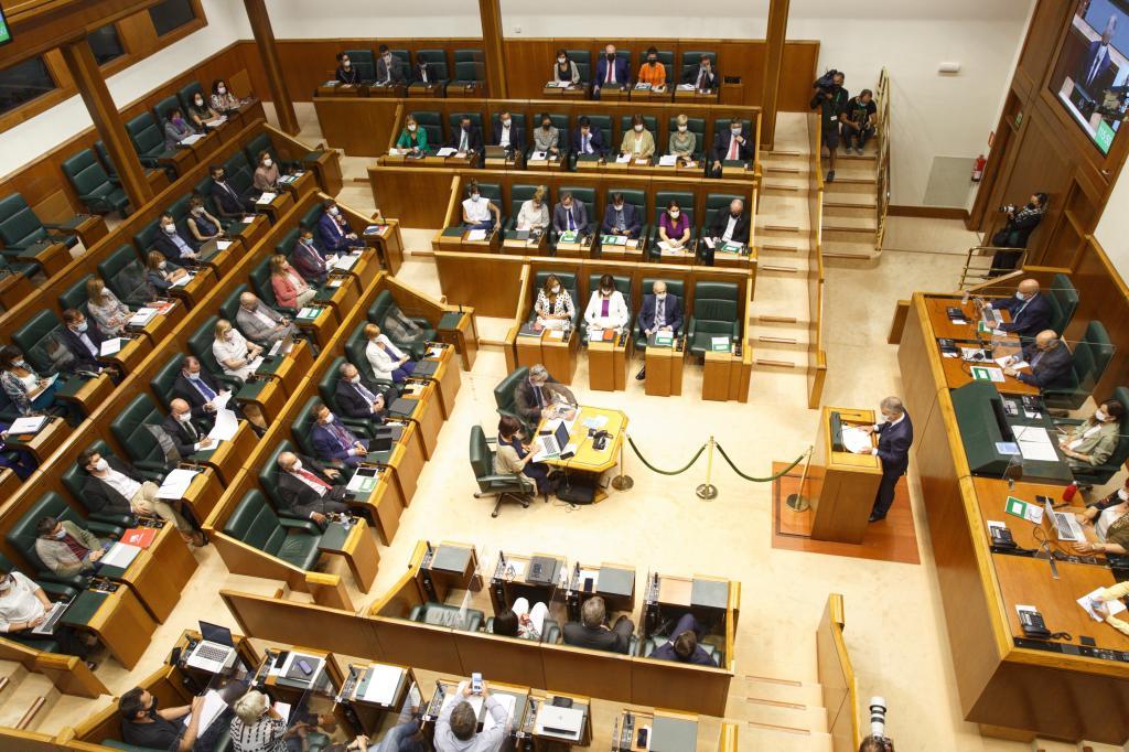 Pleno del jueves 16 de septiembre, en el que Urkullu present su propuesta foralista en el Parlamento vasco.