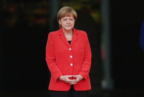 En Berln en 2014, de rojo para recibir a al Primer Ministro francs...
