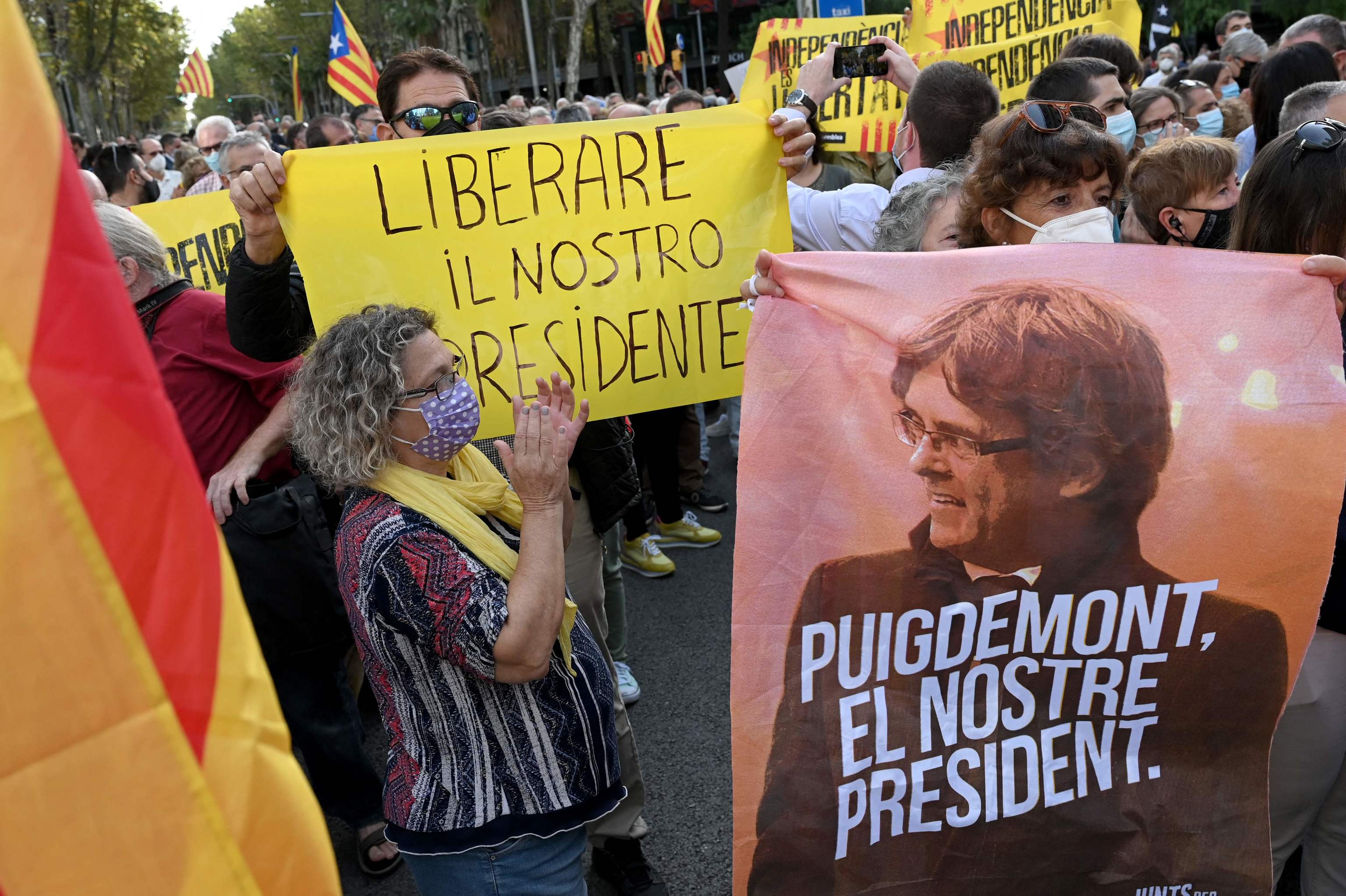 Protesta en apoyo a Puigdemont tras su detencin.