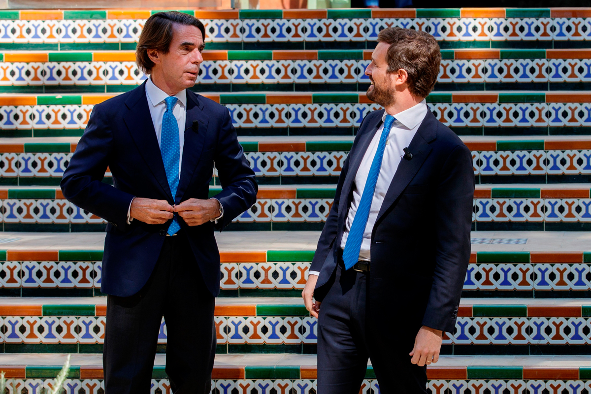 Casado y Aznar, ayer en la Convencin Nacional del PP en Sevilla.