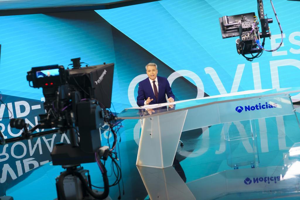 Vicente Valls, durante un informativo de Antena 3