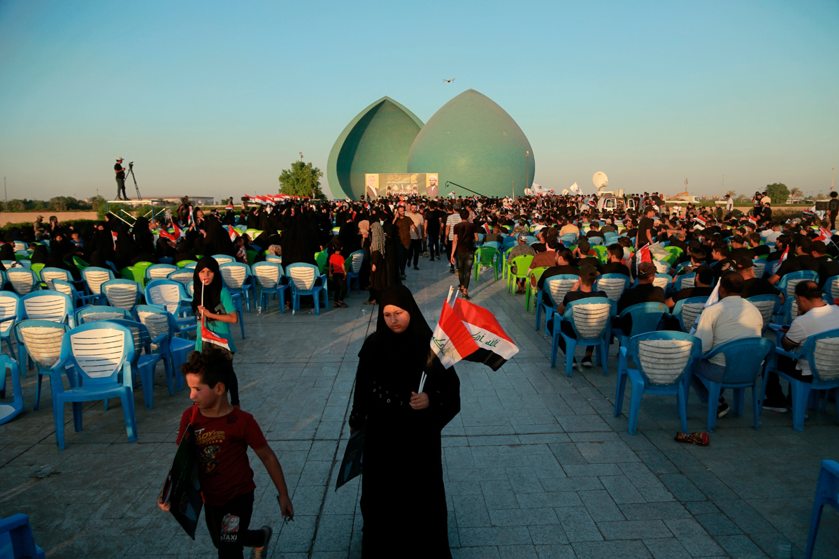 Seguidores del movimiento chi proiran en Bagdad.