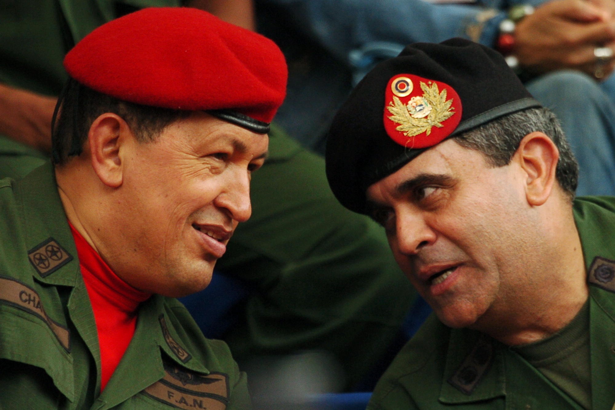 Chávez junto a Baduel en una imagen de 2006