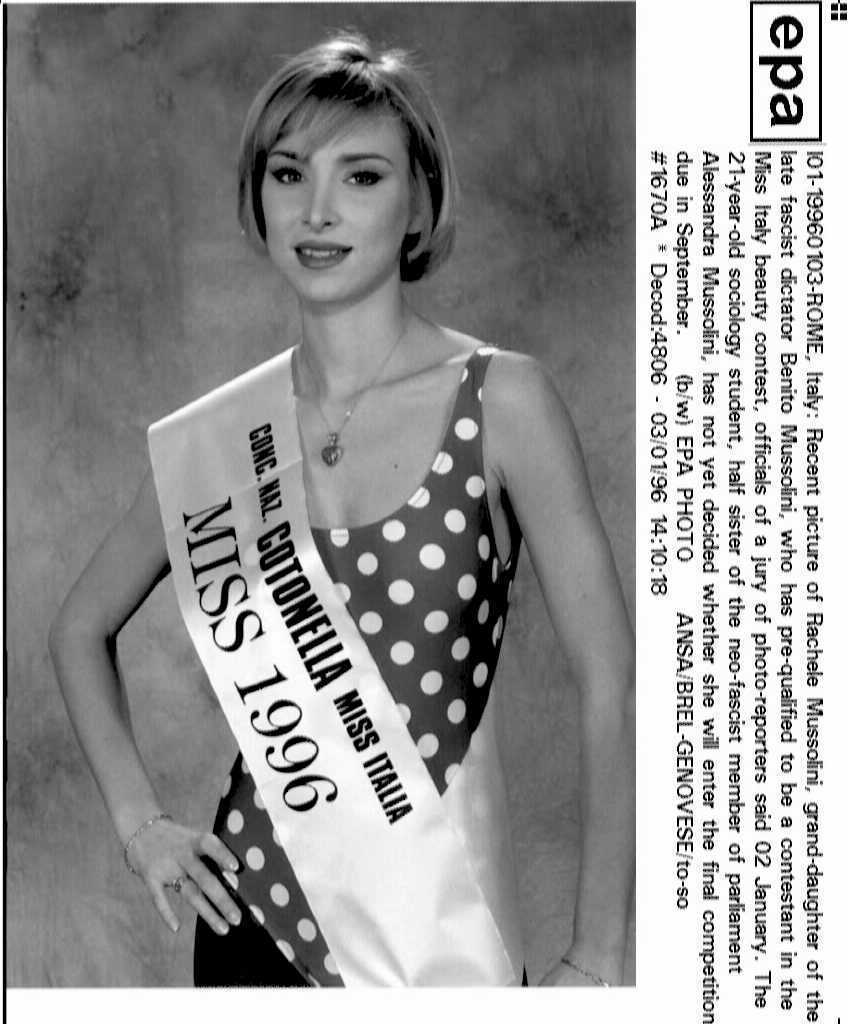 Rachele Mussolini posa en la preselección de Miss Italia.