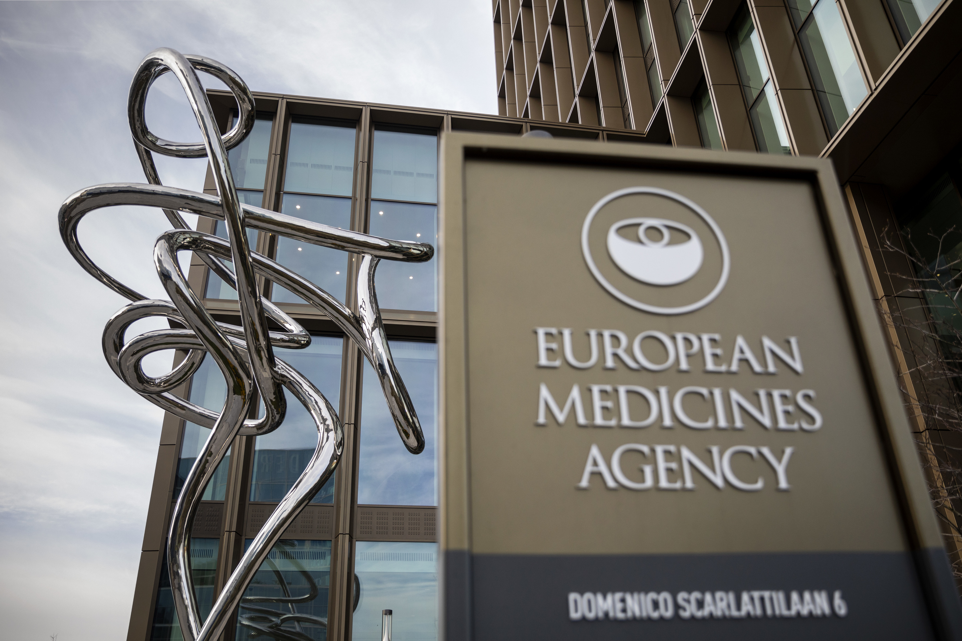 Vista exterior de las instalaciones de la Agencia Europea de Medicamentos en msterdam.