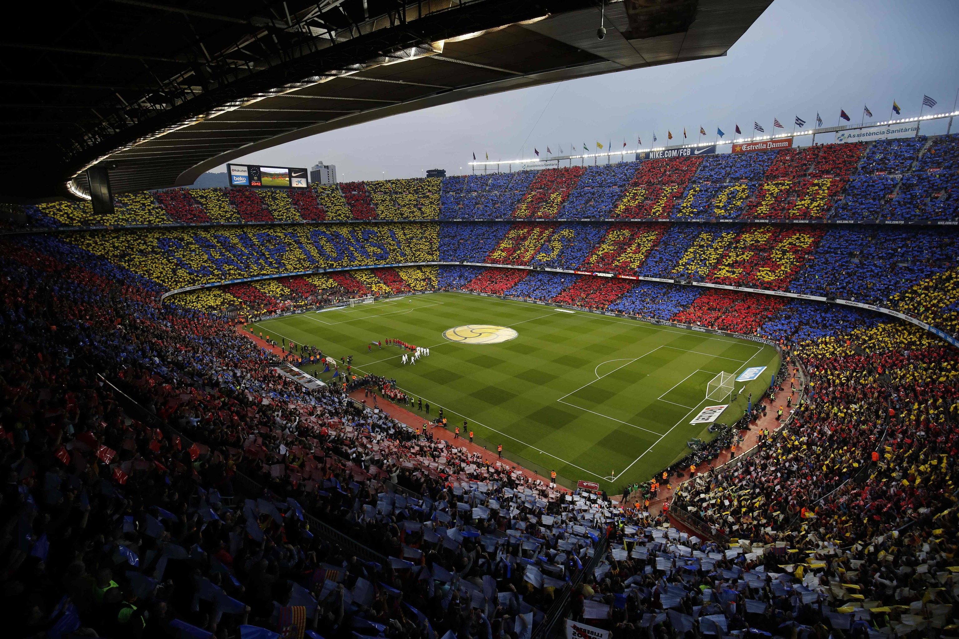 Imagen de archivo del Camp Nou antes del clásico de 2018.