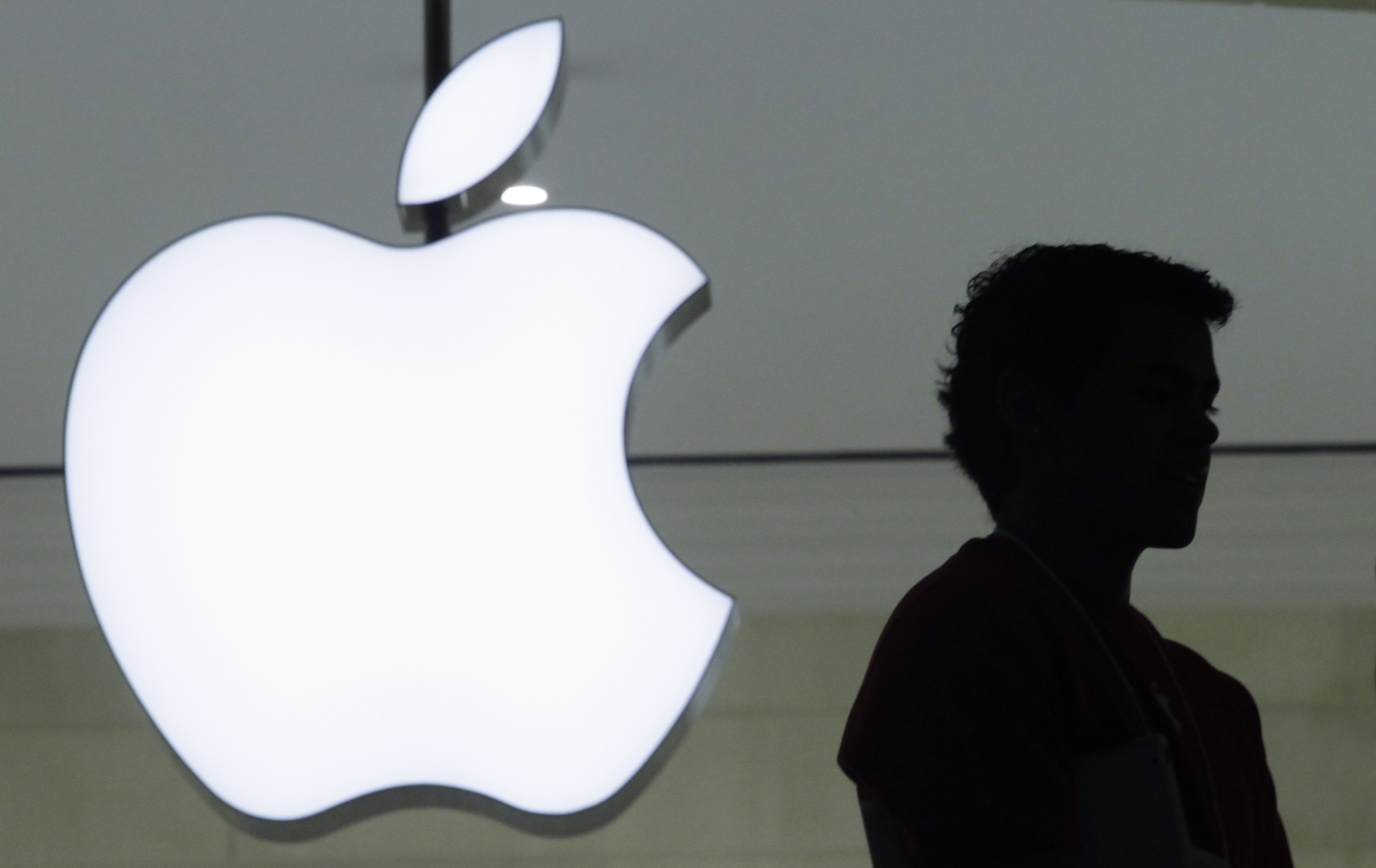 Apple cierra su ao fiscal con unas ganancias de 81.036 millones aupado por el iPhone y los servicios