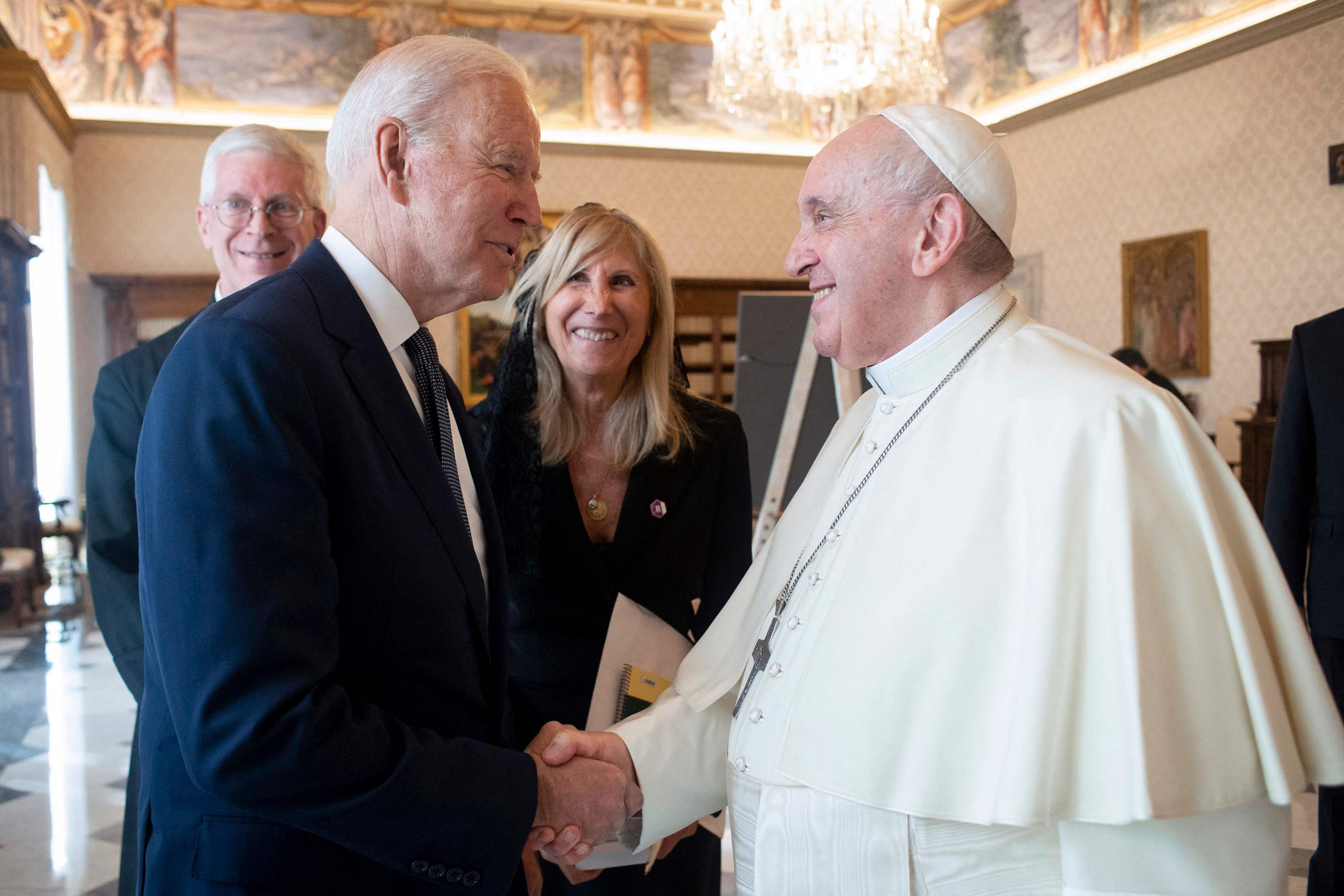 El Papa Francisco respalda a Biden: 