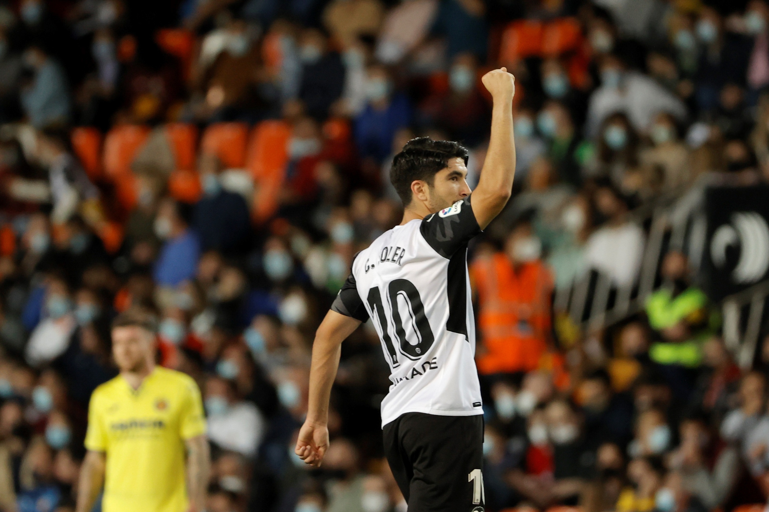 Soler celebra su cuarto tanto, de penalti ante el Villarreal.