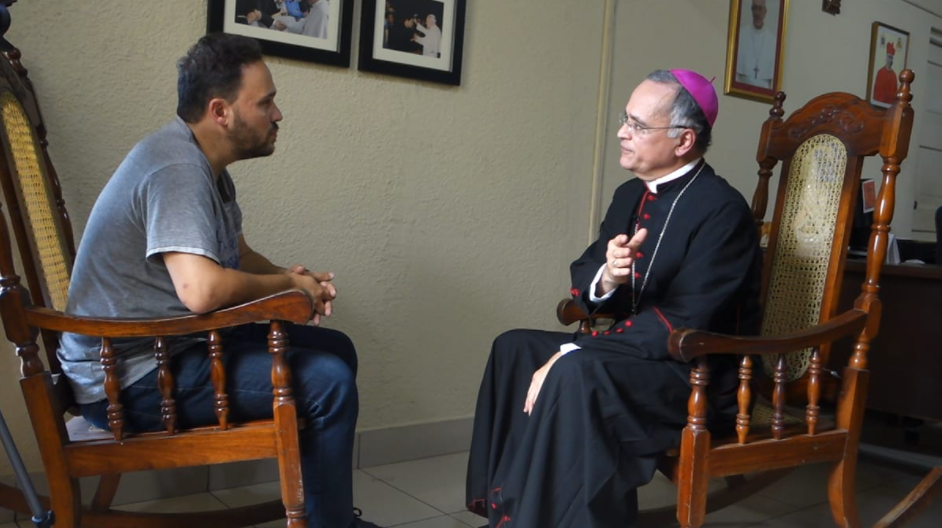 Daniel Rodrguez entrevista a monseor Silvio Jos Bez.