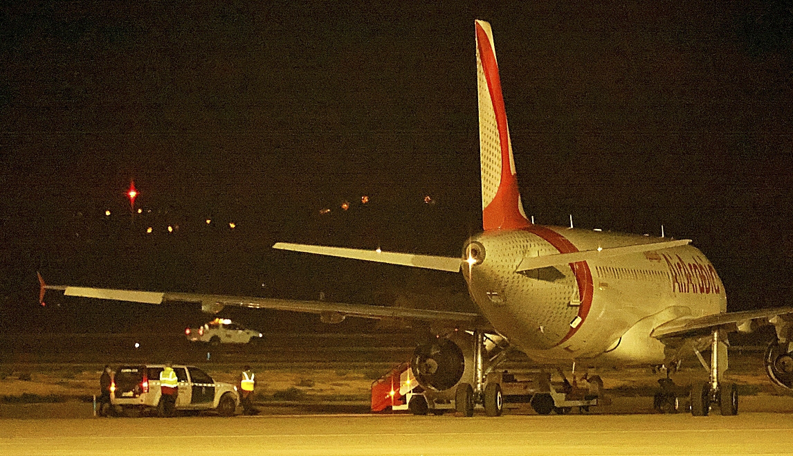 El avin de Air Arabia en el aeropuerto de Palma.